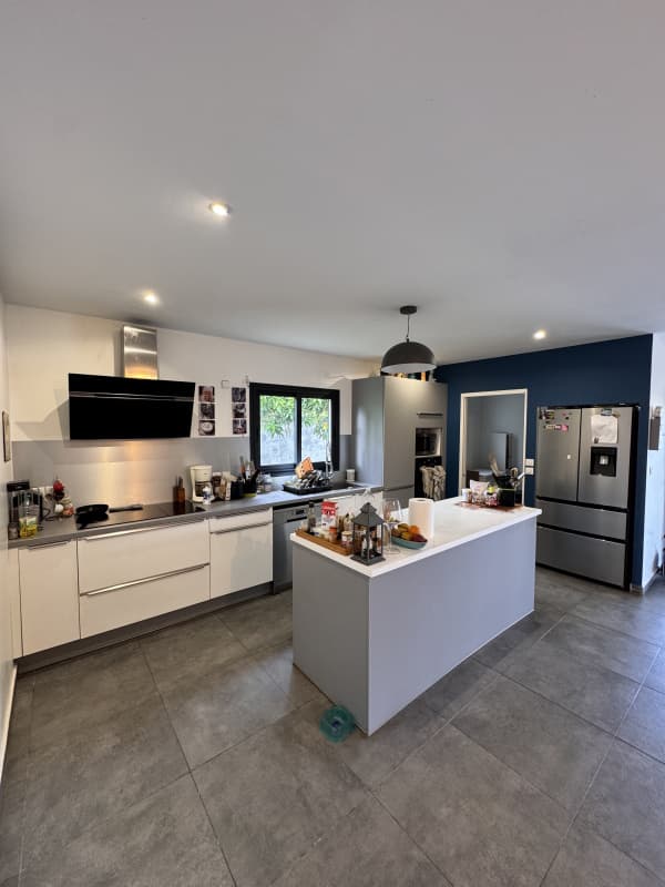 Grande maison avec piscine